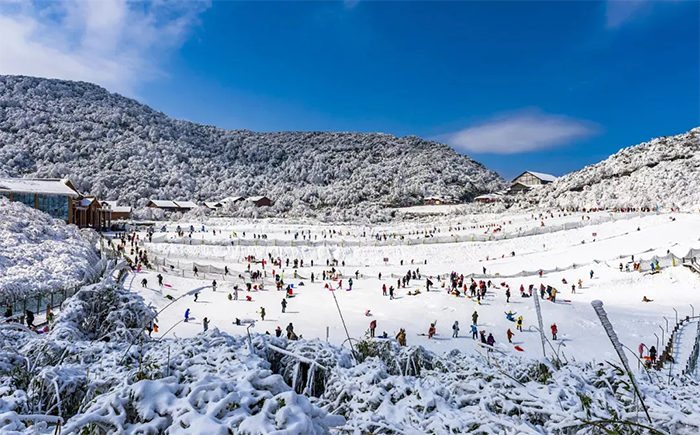滑雪10金佛山2.png 滑雪10金佛山2.png